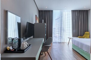 Minibar, in-room safe, desk, laptop workspace