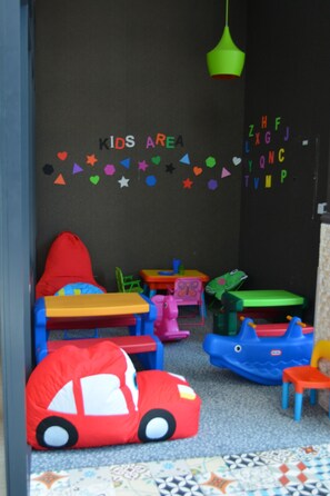 Children's area - ibis Styles Dubai Jumeira (Dubai)