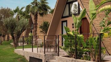 Lodge Safari with Mezzanine