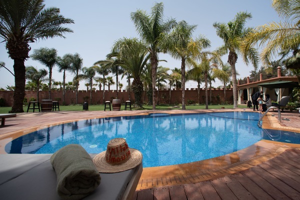 Royal-rum | Pool | 3 utomhuspooler, parasoller och solstolar