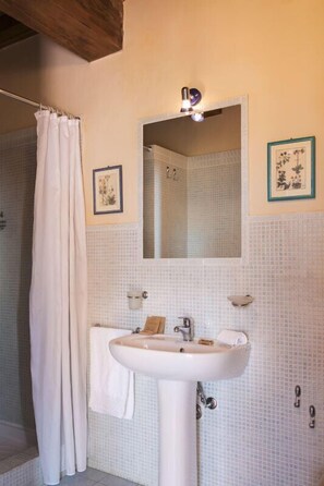 Lavabo del cuarto de baño