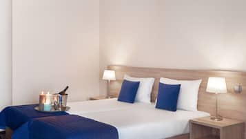 Literie de qualité supérieure, couette en duvet d'oie, minibar