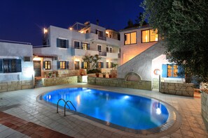 2 outdoor pools, pool loungers - Stelva Villas (Hersonissos)