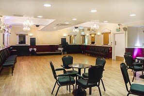 Dining - Afton Hotel (Eastbourne)
