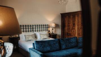 家庭双人房 | 熨斗/熨衣板、床单