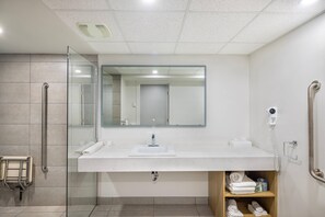 Kamer, 1 kingsize bed, toegankelijk voor mindervaliden, niet-roken | Luxe beddengoed, pillowtop-bedden, een bureau, een laptopwerkplek