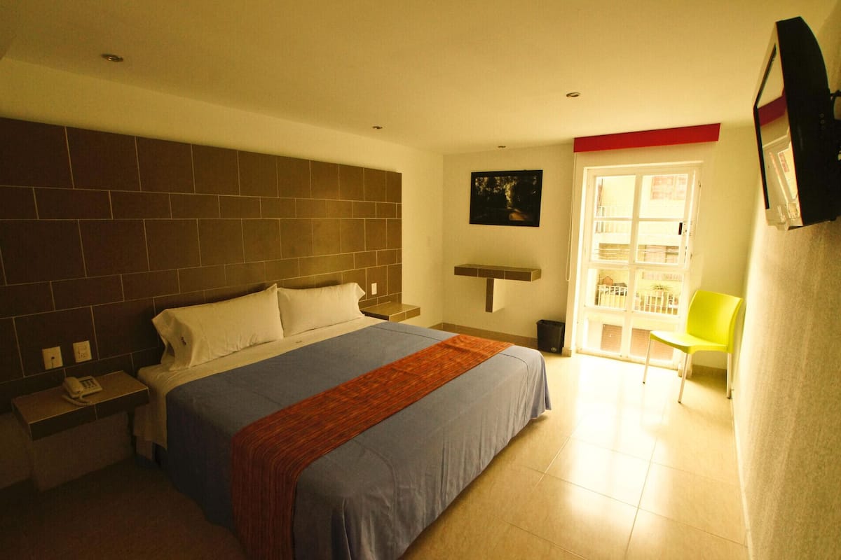 Premium bedding, in-room safe, iron/ironing board (on request)