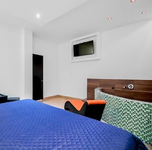 Romantic Suite, 1 King Bed, Hot Tub