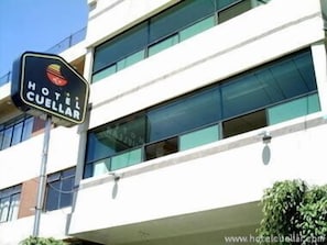 Exterior detail - Hotel Cuellar (Tula de Allende)