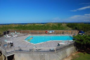 Udendørs pool