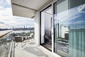 Σουίτα, 1 Queen Κρεβάτι, Μπαλκόνι, Γωνιακό (Gotham) | Μπαλκόνι