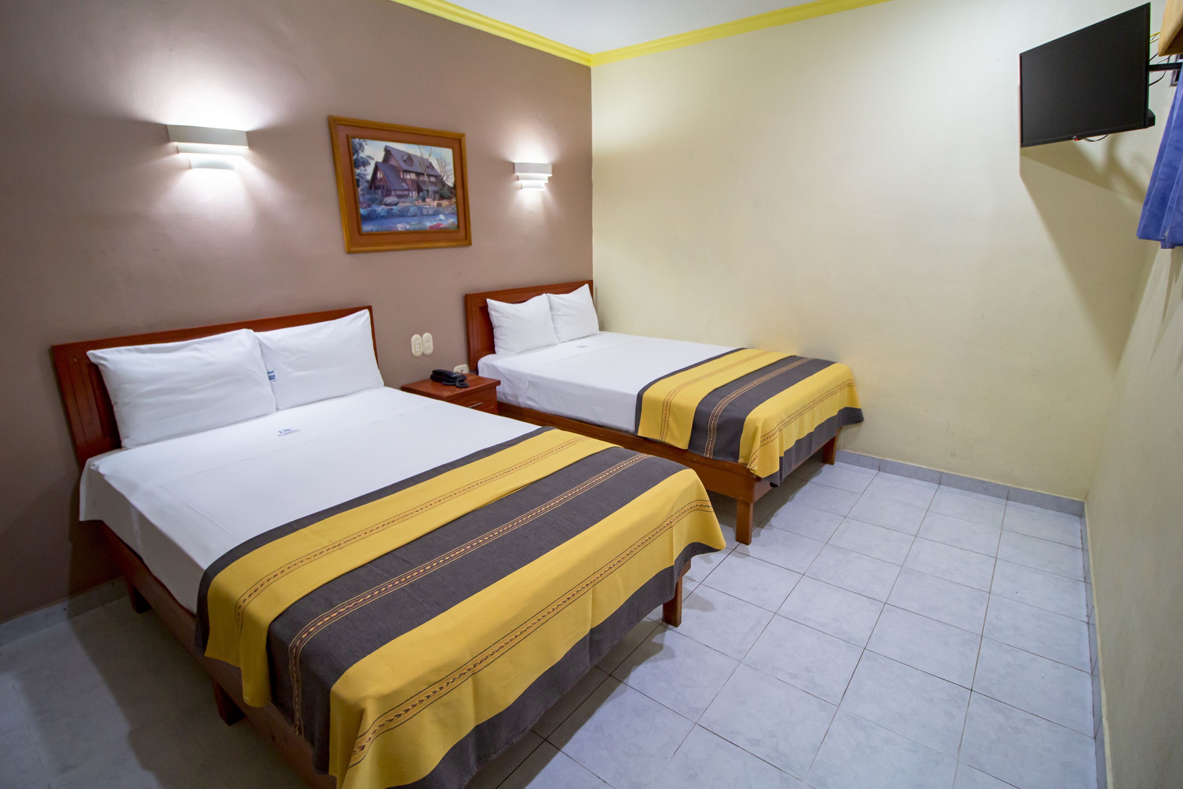 basic double room, 2 double beds | desk, free wifi, bed sheets