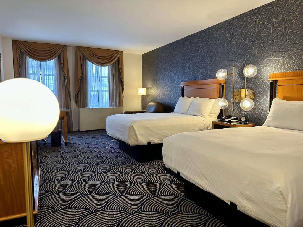 Frette Italian sheets, premium bedding, pillowtop beds, in-room safe