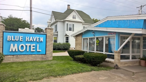 Blue Haven Motel - Iowa