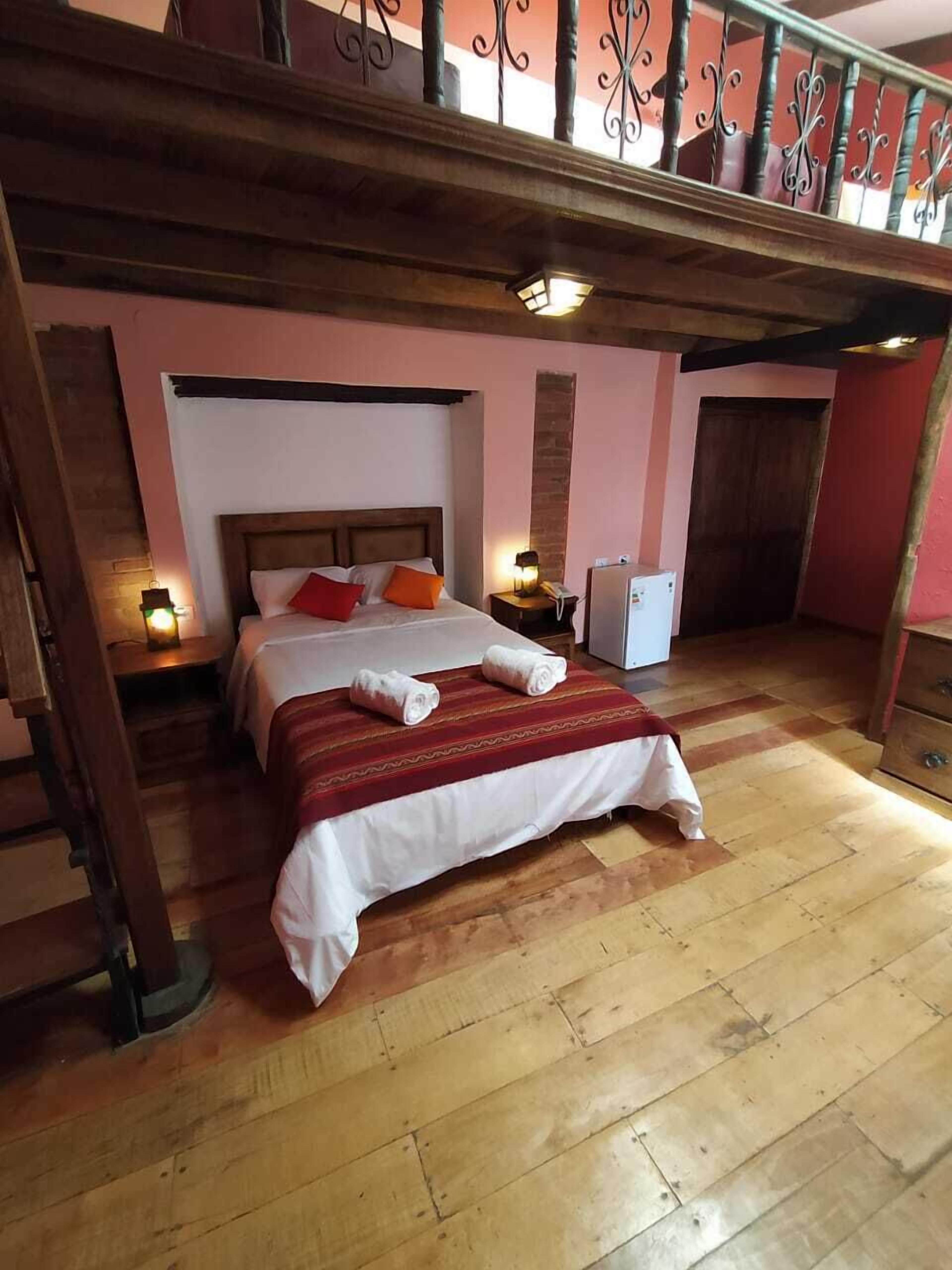 standard single room, 1 single bed | minibar, in-room safe, desk, laptop workspace