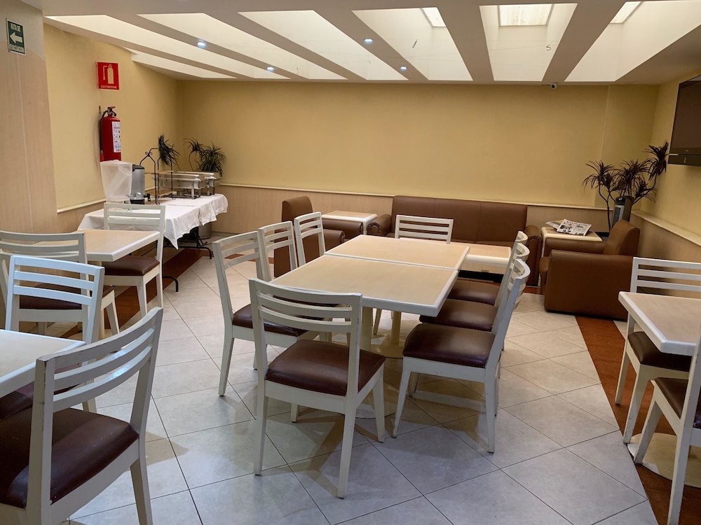 Hotel Atlante by null