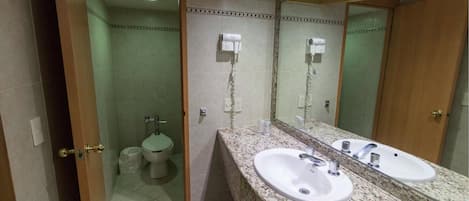 Shower, free toiletries, hair dryer, towels