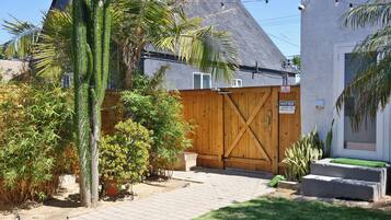 Condo, 1 Queen Bed | Terrace/patio