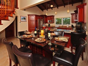 In-room dining - Sea Shore Allure (St. John)