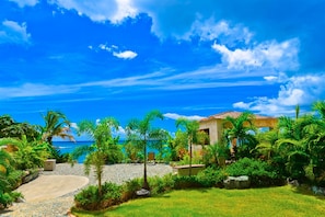 Property grounds - Sea Shore Allure (St. John)