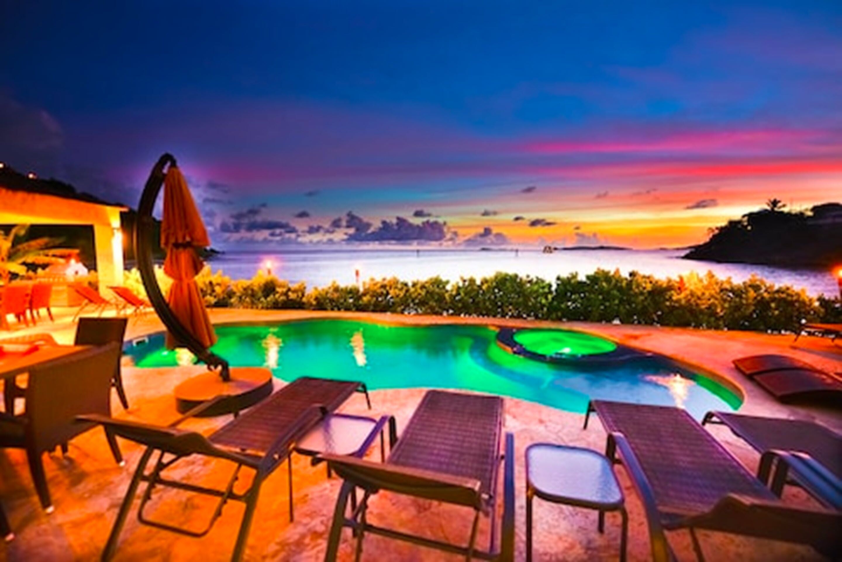 outdoor pool, pool umbrellas, pool loungers