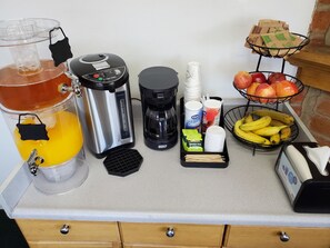 Breakfast meal - Magnuson Hotel Sierra Vista (Sierra Vista)
