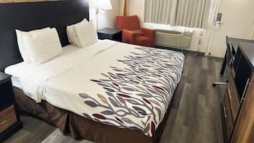 Room, 1 King Bed, Non Smoking, Refrigerator & Microwave | Desk, laptop workspace, blackout curtains, iron/ironing board