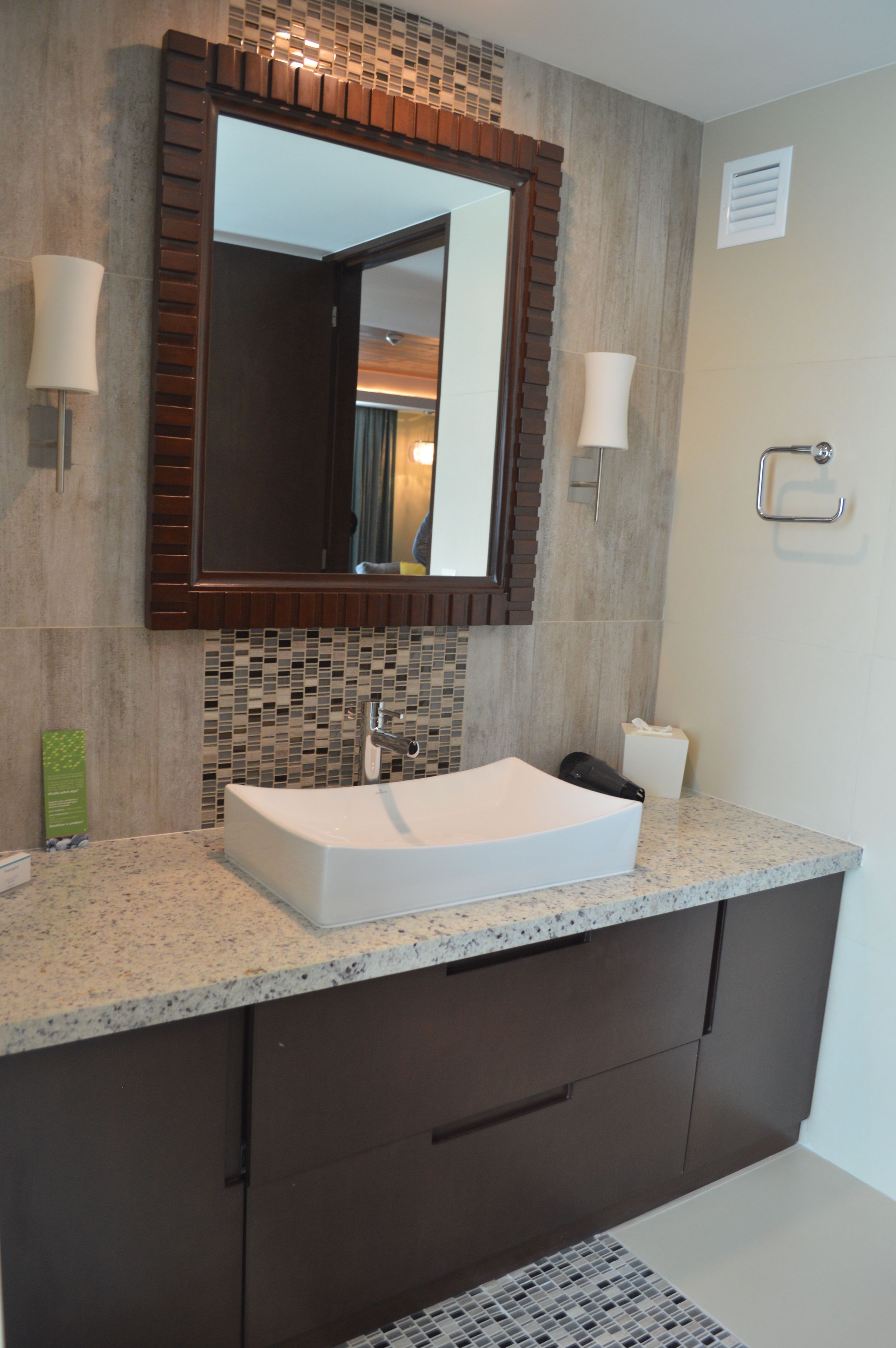 king suite, refrigerator | bathroom sink