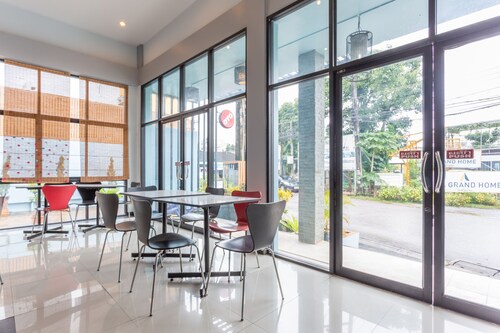 OYO 1127 Baan Siam Hotel