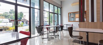 OYO 1127 Baan Siam Hotel