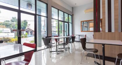 OYO 1127 Baan Siam Hotel
