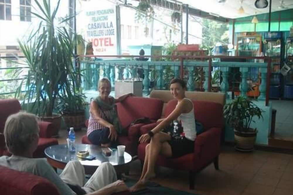 Kameleon Travellers Lodge