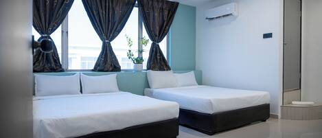 Bureau, fer et planche à repasser, Wi-Fi gratuit