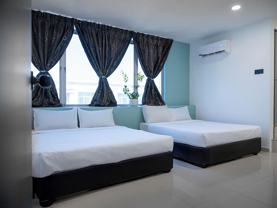 Desk, iron/ironing board, free WiFi