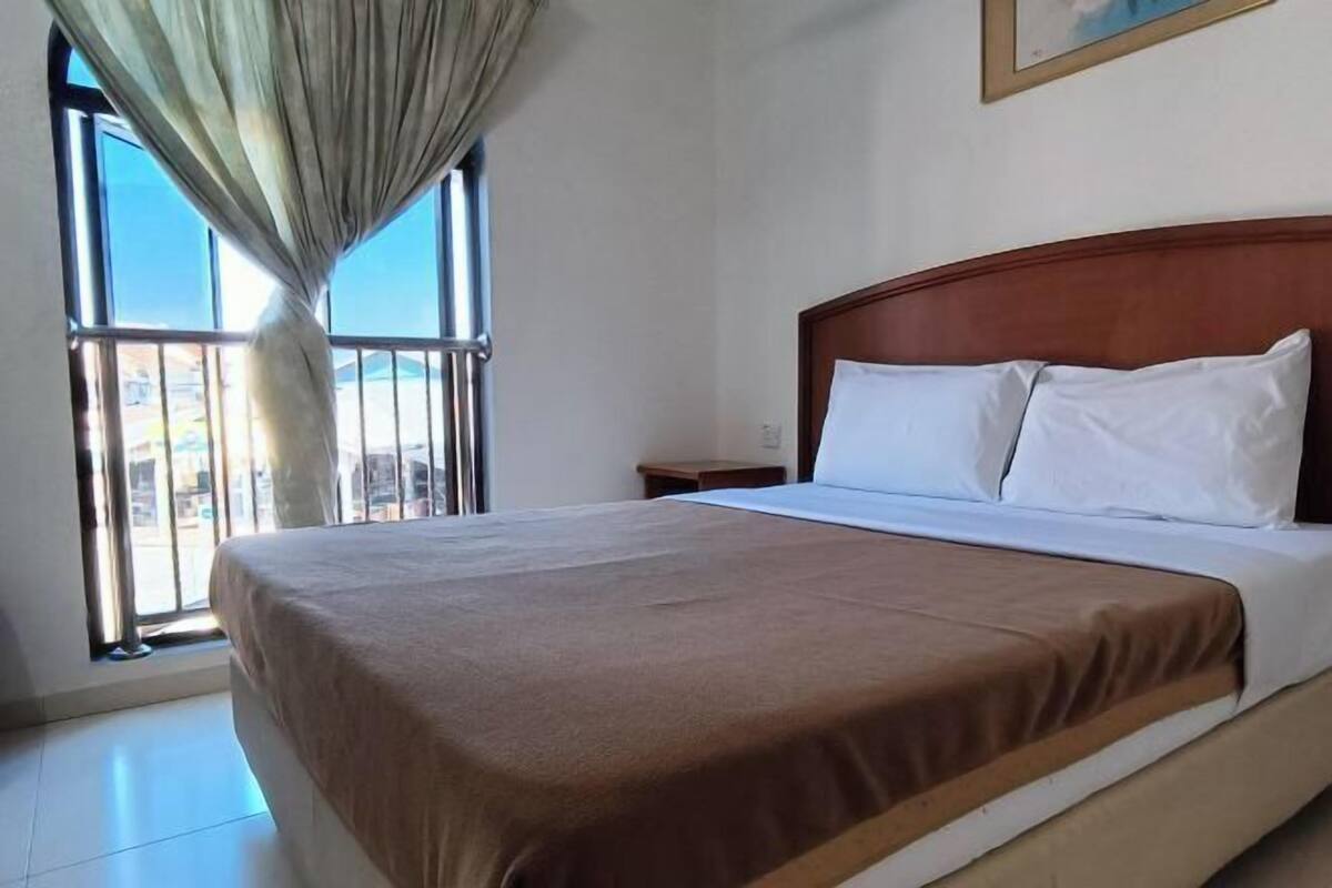 เครื่องนอนระดับพรีเมียม, ผ้านวมขนเป็ด, เตียง Tempur-Pedic
