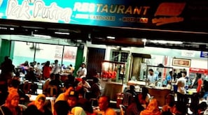 酒吧(店内)