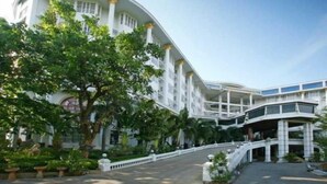 Exterior - Hermitage Hotel & Resort (Nakhon Ratchasima)