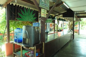 Restaurant - Capital O 90665 Countryview Recreation Park & Resort - Hostel (Kuala Lipis)