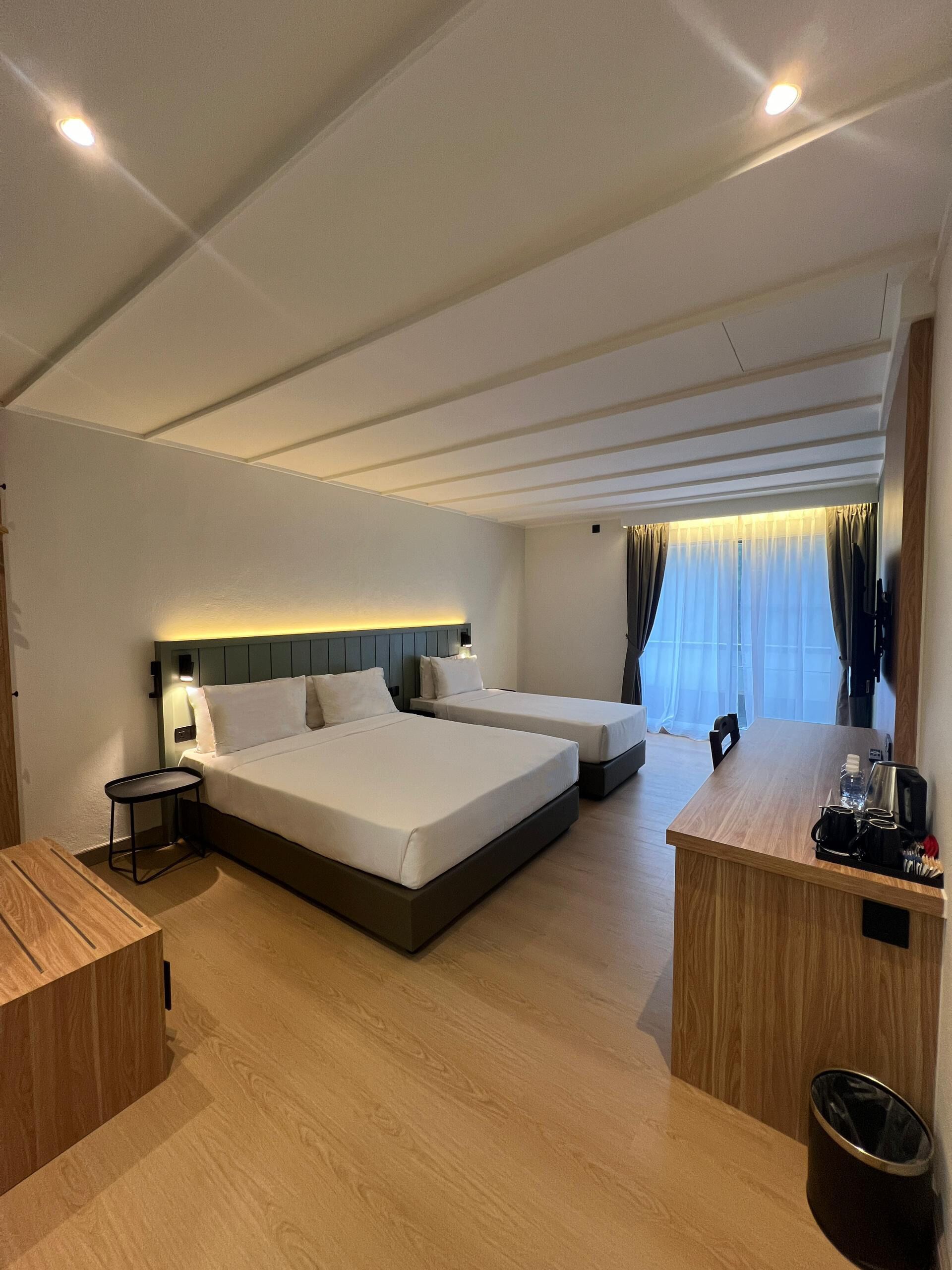 客房内保险箱、床单、轮椅无障碍