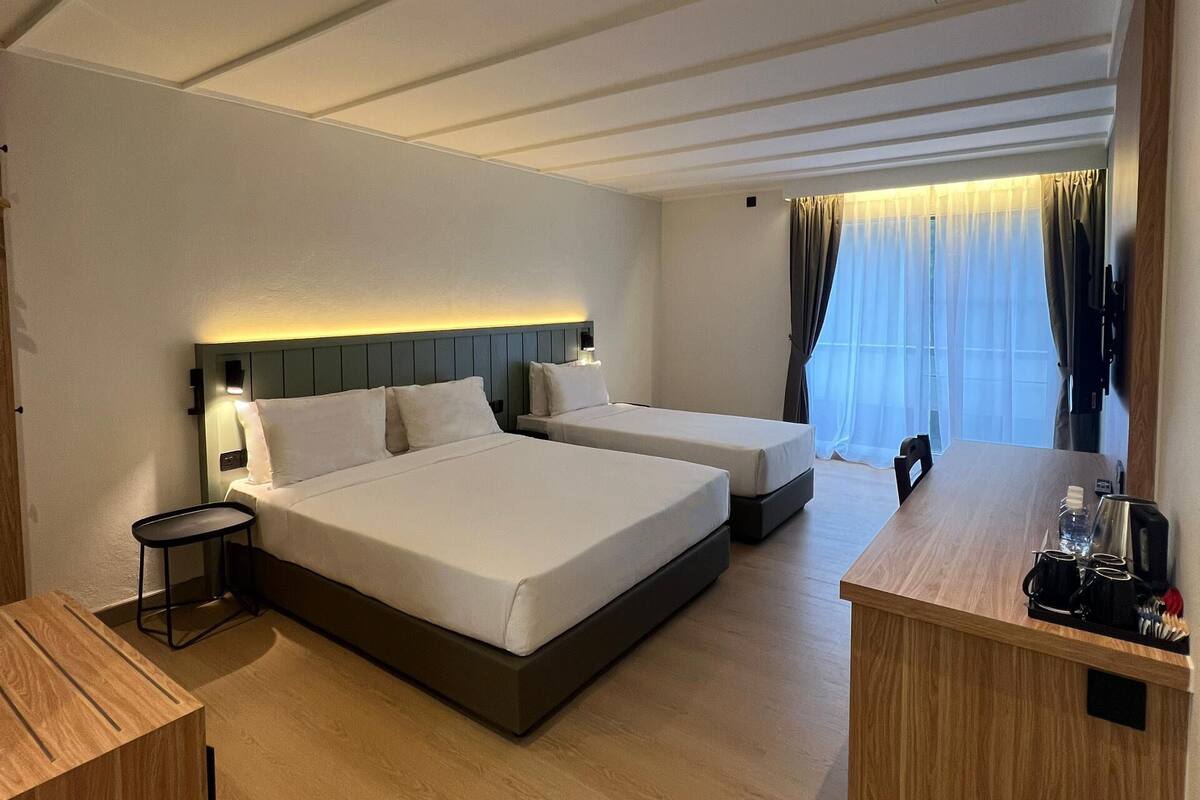 In-room safe, desk, laptop workspace, iron/ironing board