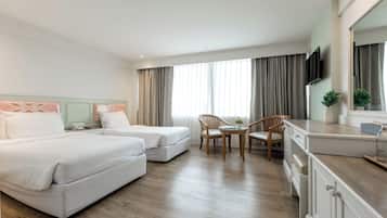Deluxe Twin Room | Desk, rollaway beds, free WiFi, bed sheets