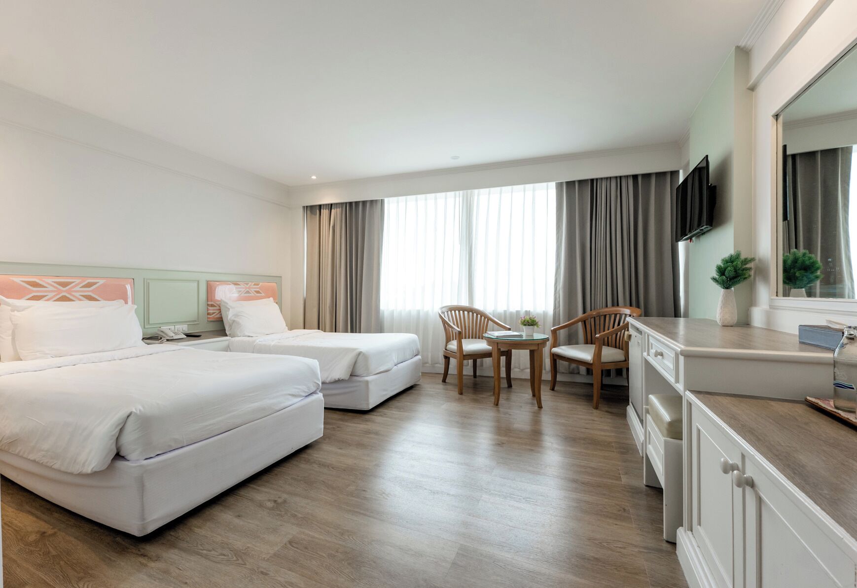 Desk, rollaway beds, free WiFi, bed sheets
