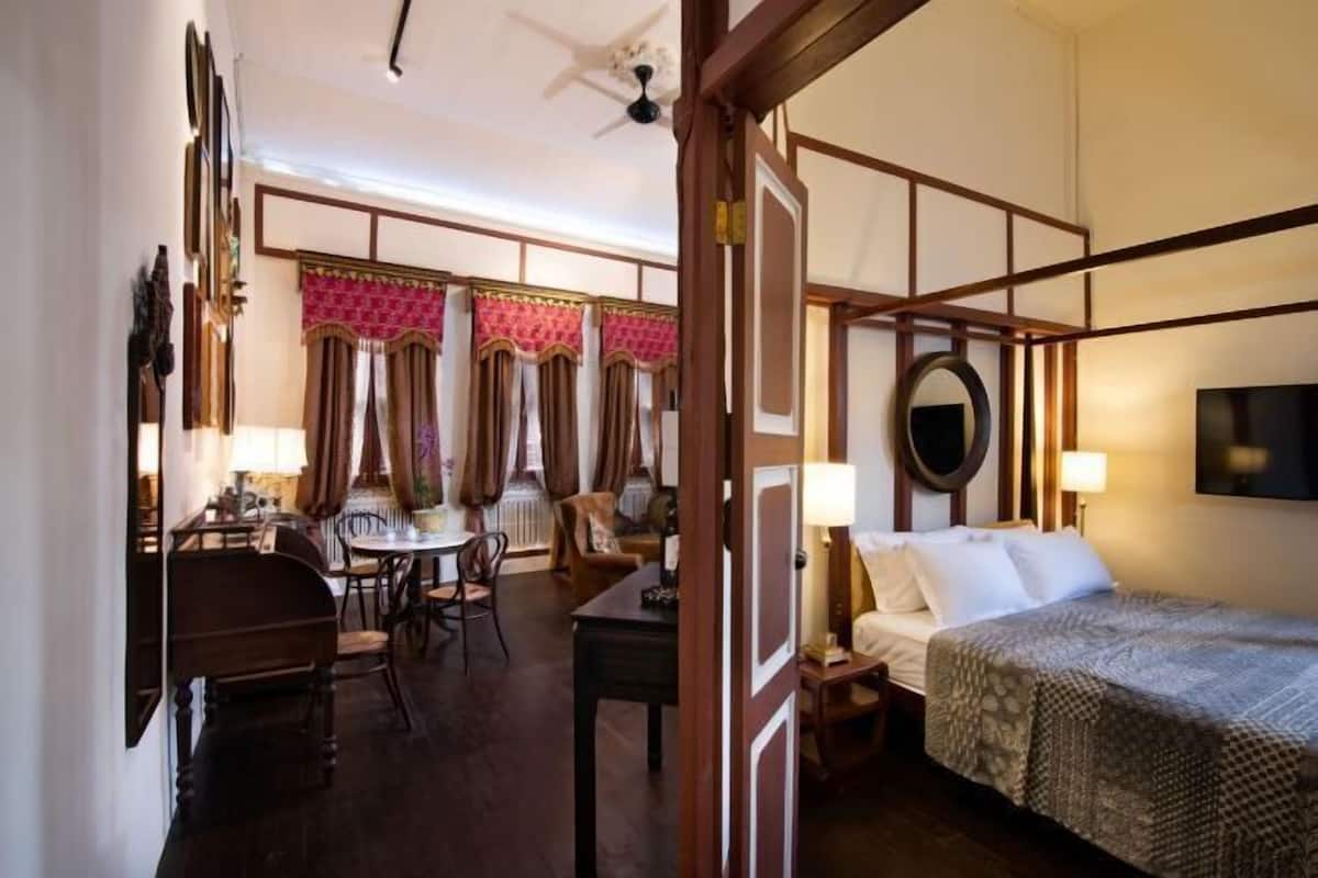 In-room safe, individually decorated, individually furnished, desk