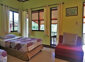 Standard Twin Room, Mountain View | Laptop workspace, free WiFi