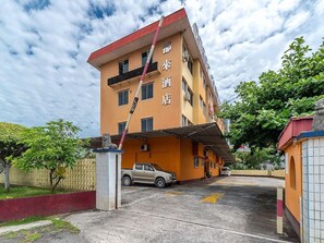Exterior - Holiday Park (KOTA KINABALU)