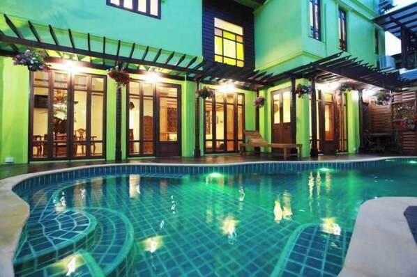 Piscina
