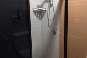 Room - Mega Inn (Kuching)