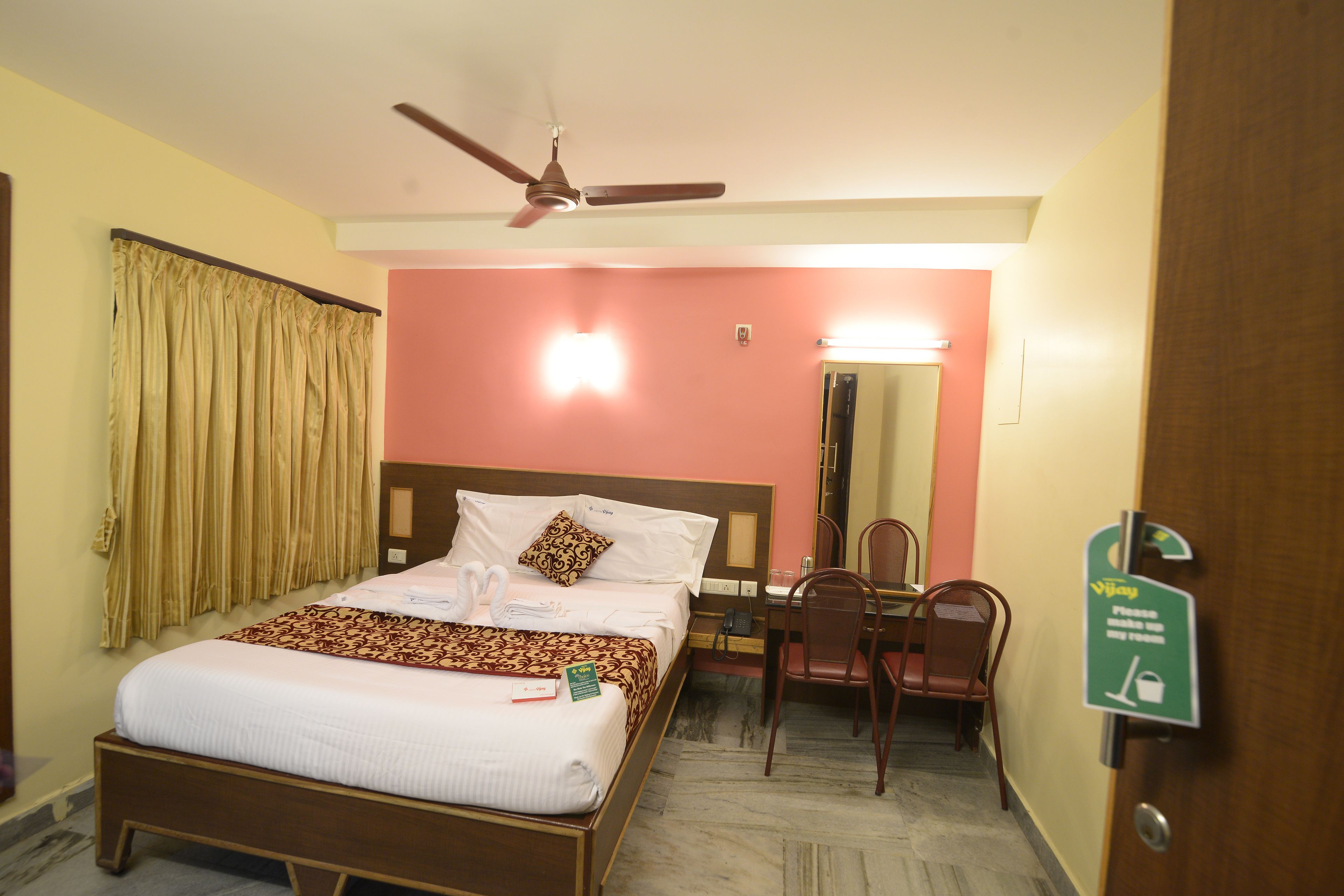 non ac room | 1 bedroom, premium bedding, desk, soundproofing
