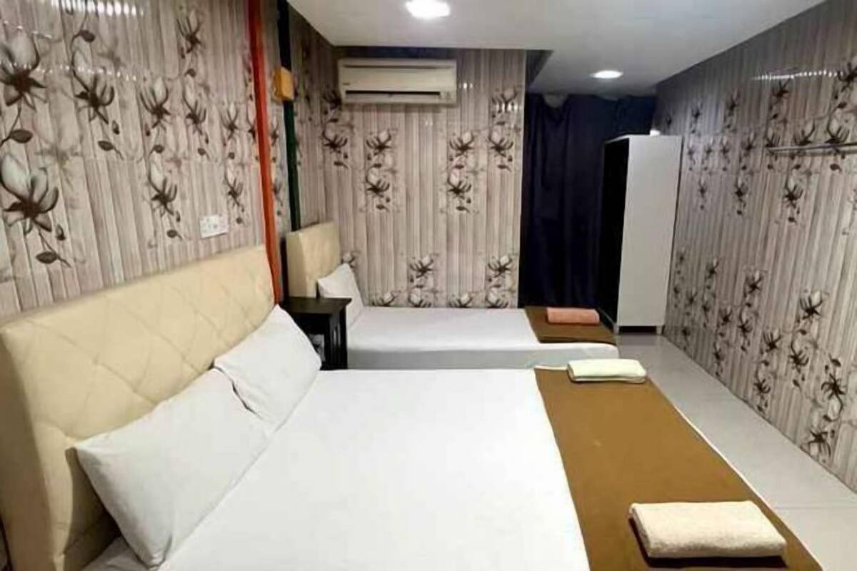 Ferros/tábuas de passar roupa, Wi-Fi de cortesia, roupa de cama