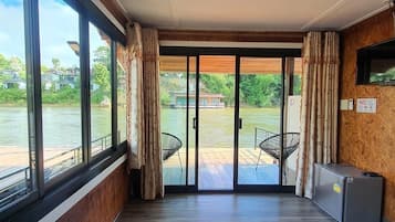Raft Room | 1 多间卧室、免费 WiFi、床单